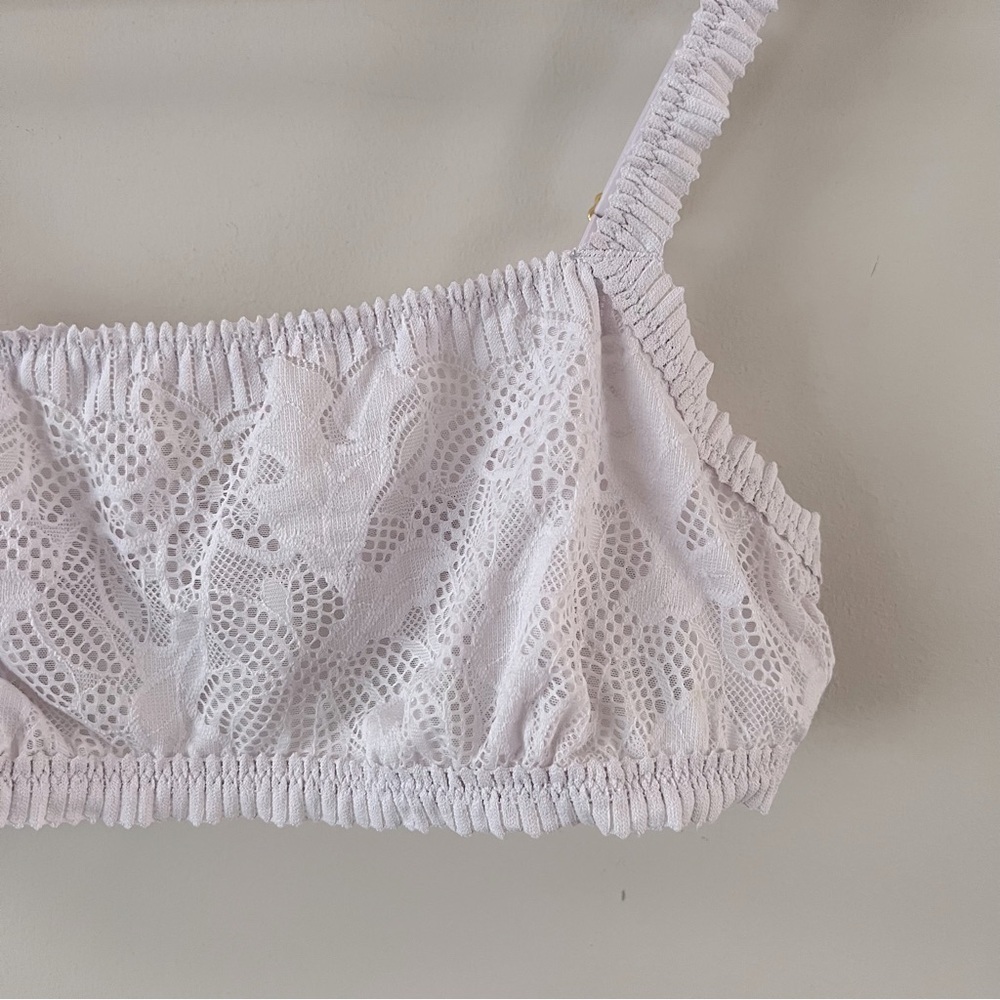 Aerie Semi Sheer floral lace bralette Ladies size medium Light purple lavender - Picture 2 of 9